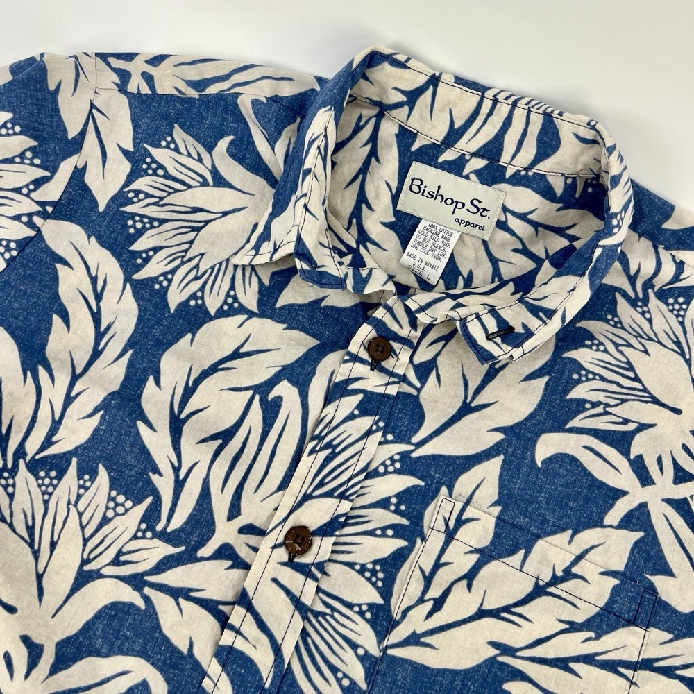 Hawaiian Shirt - Bishop St - Blue Floral Men's Size LARGE - 100% Cotton